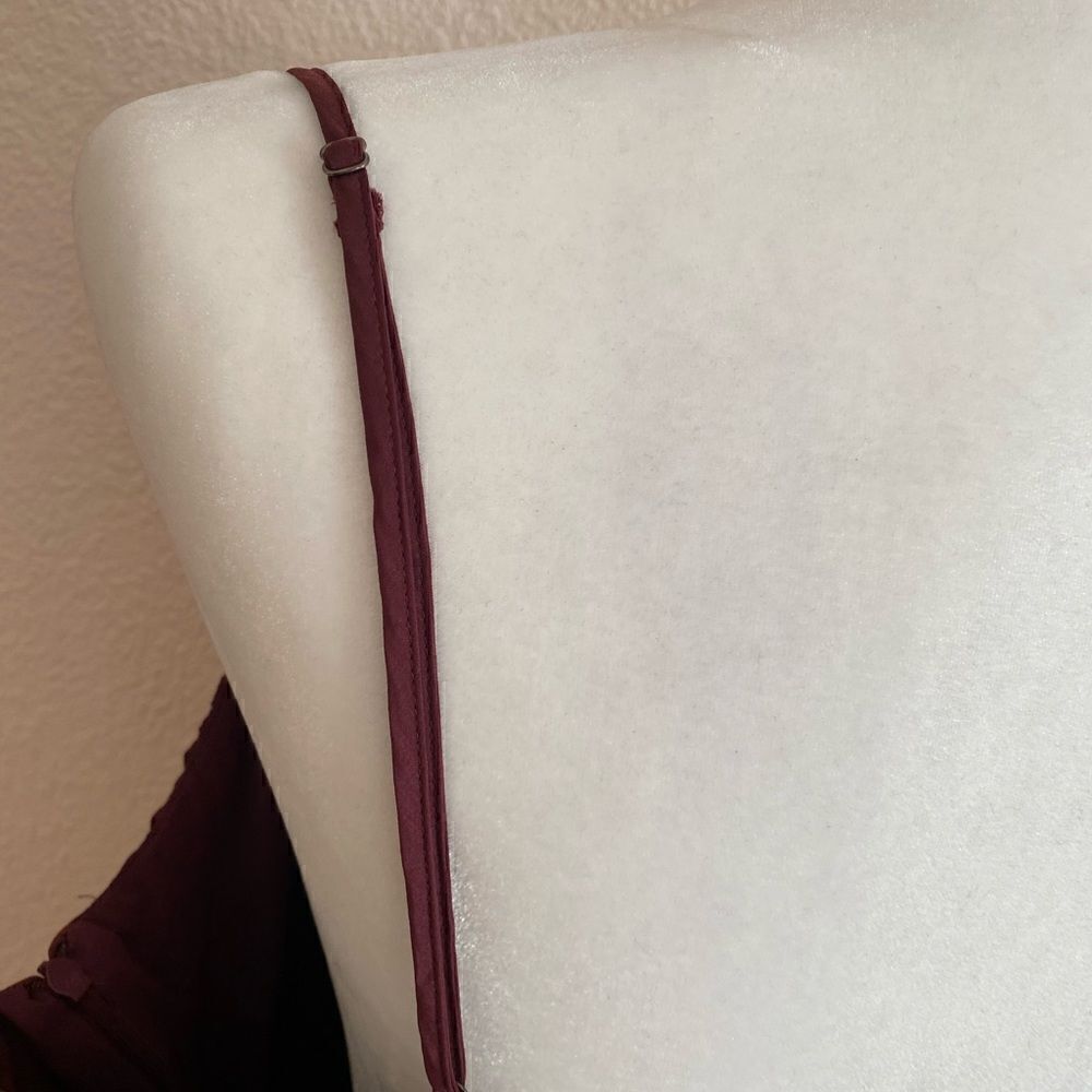 BANANA REPUBLIC SLEEVELESS DRESS - Picture 12 of 14